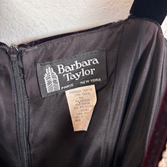 Barbara Taylor Vintage Black Velvet Crystal Encrusted Gown 6 - Picture 4 of 7